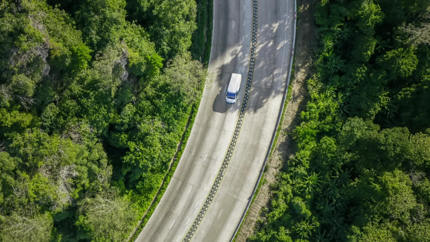 green transport, sustainable trucking, eco delivery, eco shipping, sustainable shipping green transport, sustainable trucking, eco delivery, eco shipping, sustainable shipping